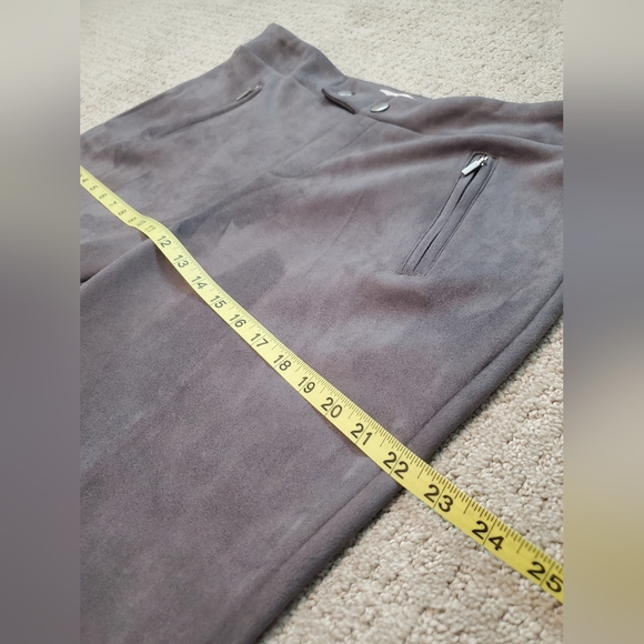 Gray Straight Leg Pull On Pants - Picture 7 of 8